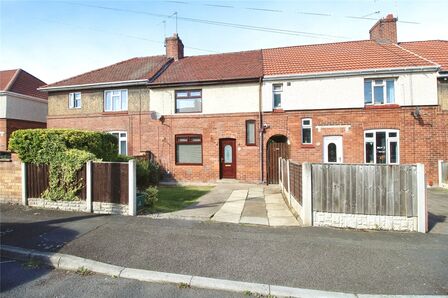 Whittier Road, 3 bedroom Mid Terrace House to rent, £950 pcm