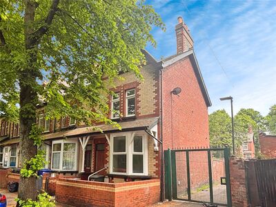 4 bedroom End Terrace House for sale