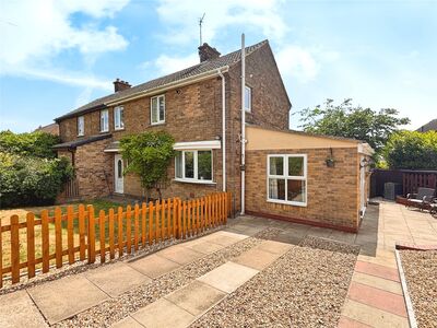 Straight Lane, 3 bedroom Semi Detached House for sale, £250,000
