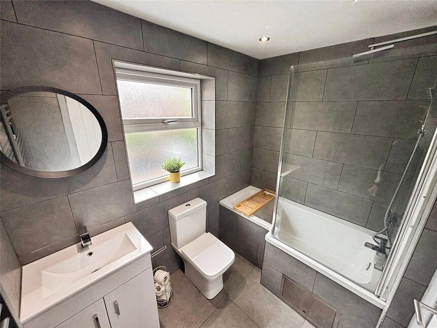 Modern Bathroom