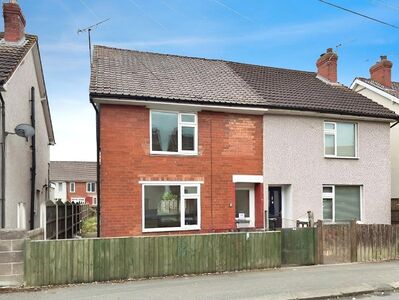 Frank Road, 3 bedroom Semi Detached House for sale, £100,000