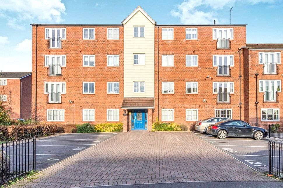 Main image of 2 bedroom  Flat for sale, Mill Bridge Close, Retford, Nottinghamshire, DN22
