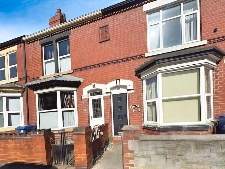 1 bedroom  Room to rent