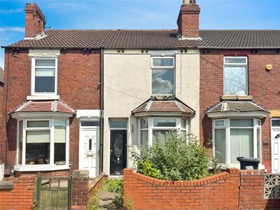 2 bedroom Mid Terrace House for sale