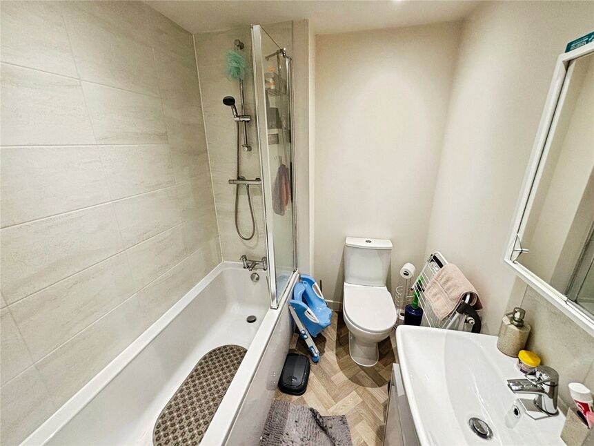 Bathroom / Wc