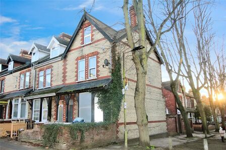 4 bedroom End Terrace House for sale