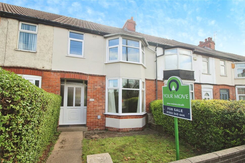 3 bedroom Mid Terrace House for sale