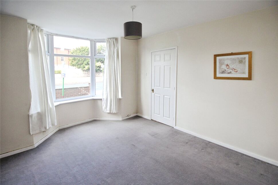 Sitting / Dining Room