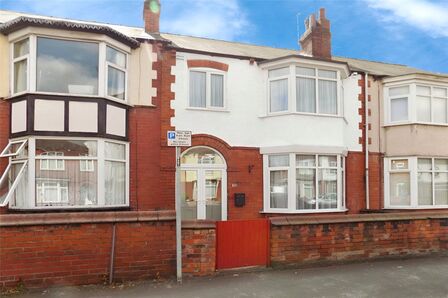 Wentworth Road, 3 bedroom Mid Terrace House to rent, £850 pcm