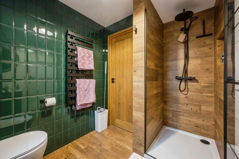 Shower Room / Wc