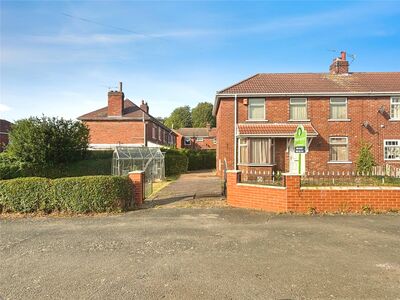 Princes Square, 3 bedroom Semi Detached House for sale, £160,000