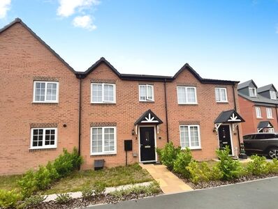Riverside Lane, 3 bedroom Mid Terrace House to rent, £1,150 pcm