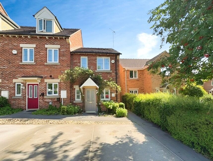 Main image of 2 bedroom End Terrace House to rent, Burleigh Court, Tuxford, Nottinghamshire, NG22