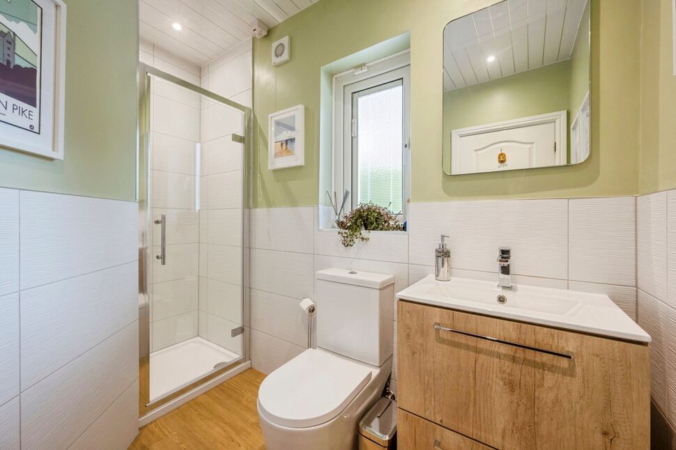Shower Room / Wc