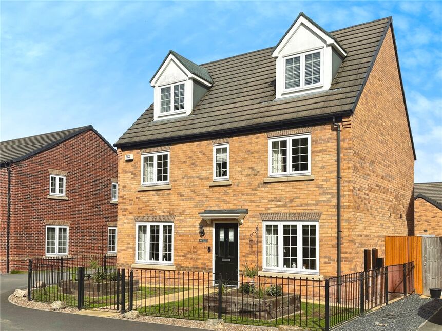 Main image of 5 bedroom Detached House for sale, Bancroft Drive, Auckley, South Yorkshire, DN9
