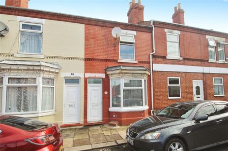 2 bedroom Mid Terrace House for sale