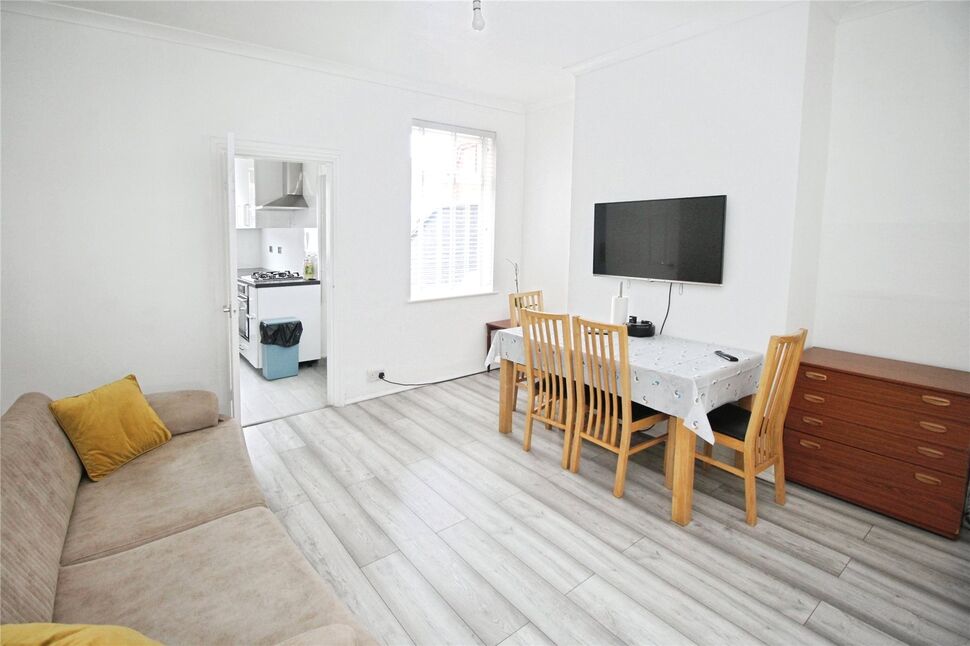 Lounge / Dining Room