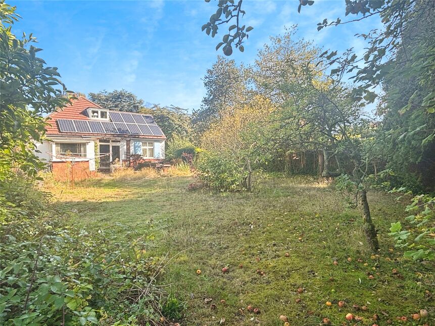 Main image of 3 bedroom Detached Bungalow for sale, The Oval, Doncaster, South Yorkshire, DN4