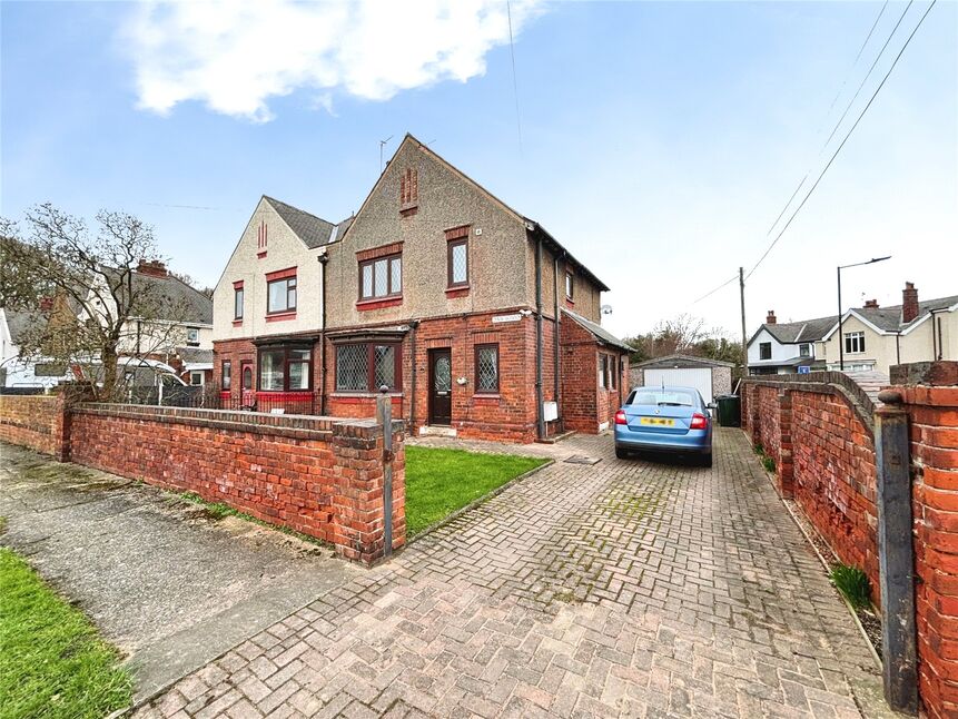 Main image of 3 bedroom Semi Detached House for sale, Daw Wood, Bentley, South Yorkshire, DN5