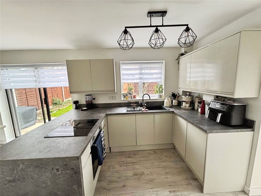 Kitchen / Diner