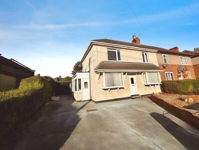 Grange Road, 3 bedroom Semi Detached House to rent, £995 pcm