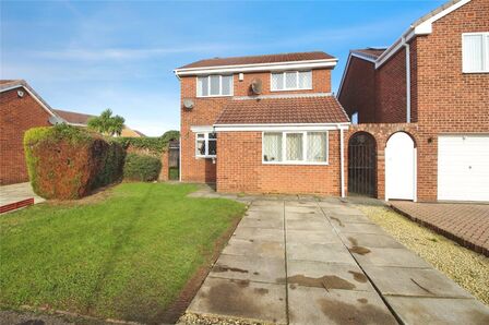Lyndale Avenue, 3 bedroom Detached House for sale, &pound;220,000