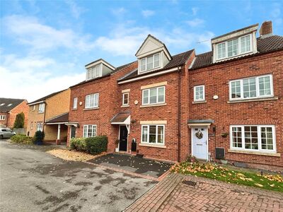 Sunflower Gardens, 3 bedroom Mid Terrace House for sale, £237,500