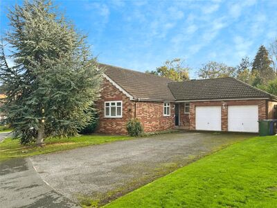 Hatchellwood View, 3 bedroom Detached Bungalow for sale, £350,000