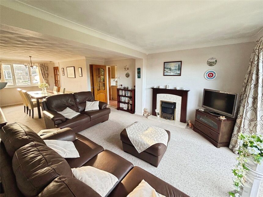 Open Plan Lounge Diner