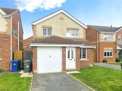 Castle Avenue, 3 bedroom Detached House to rent, £1,025 pcm