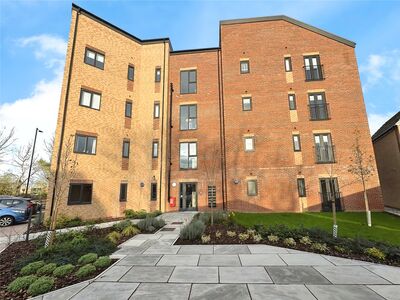 Olympus Close, 2 bedroom  Flat to rent, £895 pcm