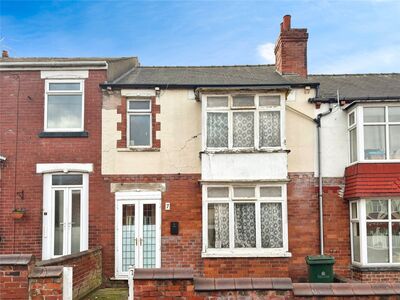 3 bedroom Mid Terrace House for sale