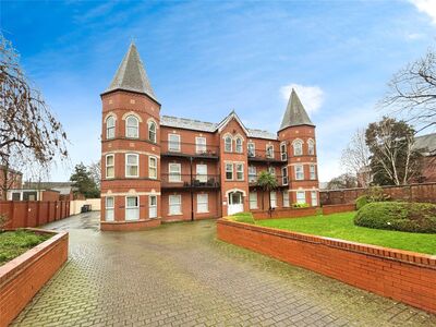 2 bedroom Flat for sale