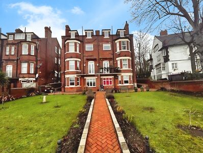 Thorne Road, 2 bedroom Flat to rent, &pound;825 pcm