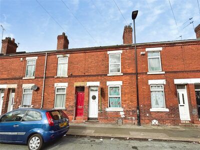 2 bedroom Mid Terrace House for sale
