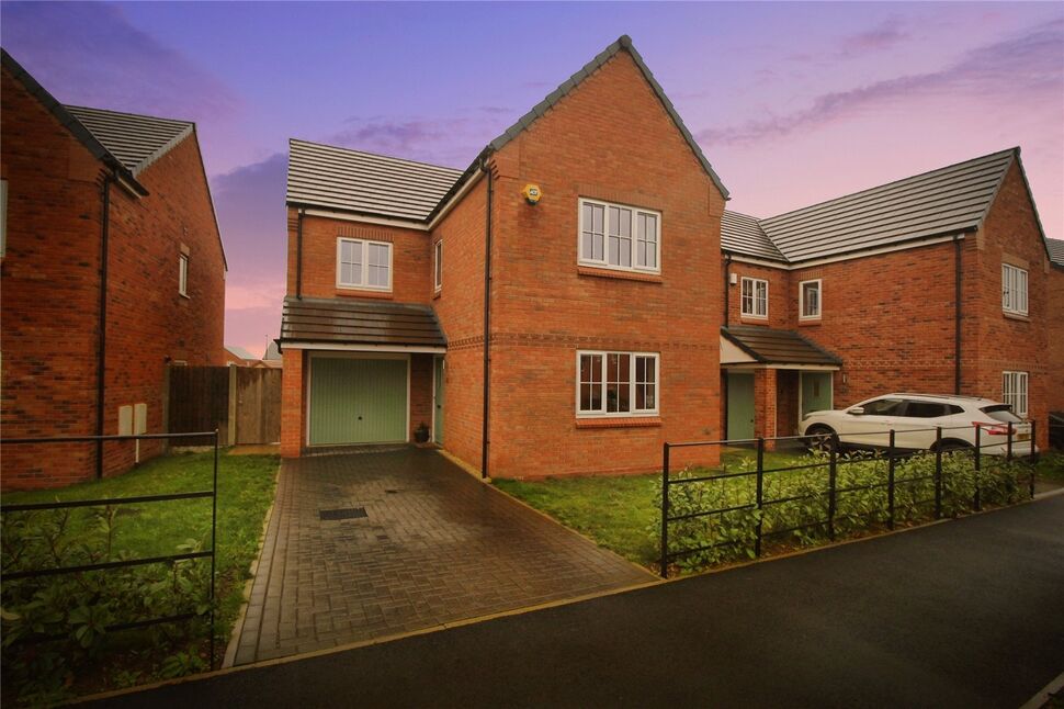 Main image of 3 bedroom Detached House for sale, Bowskill Road, Armthorpe, South Yorkshire, DN3