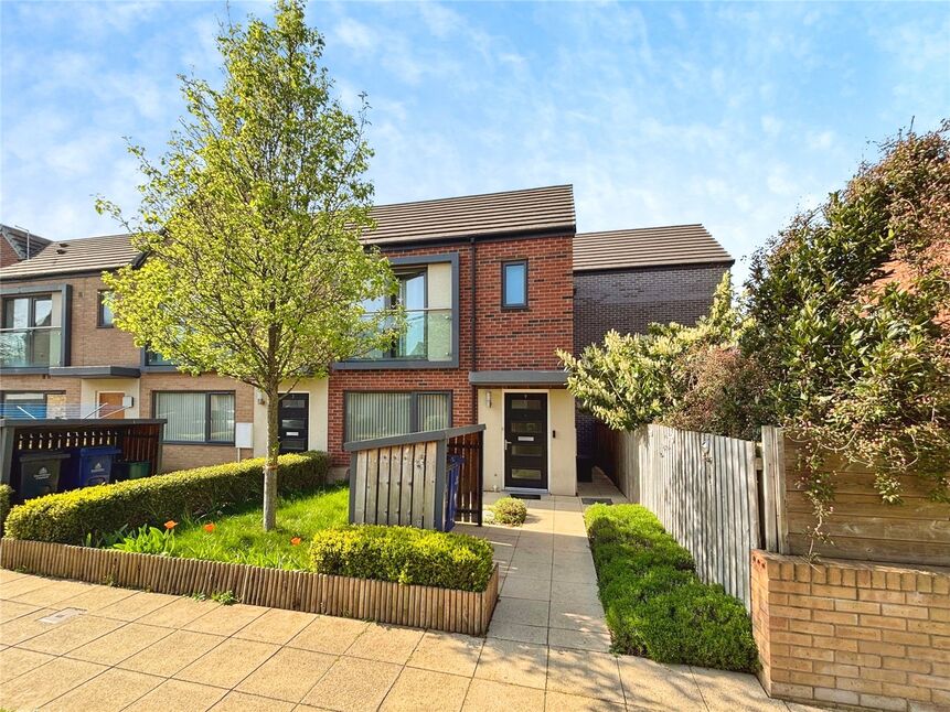Main image of 1 bedroom End Terrace House for sale, Farrier Close, Doncaster, South Yorkshire, DN1