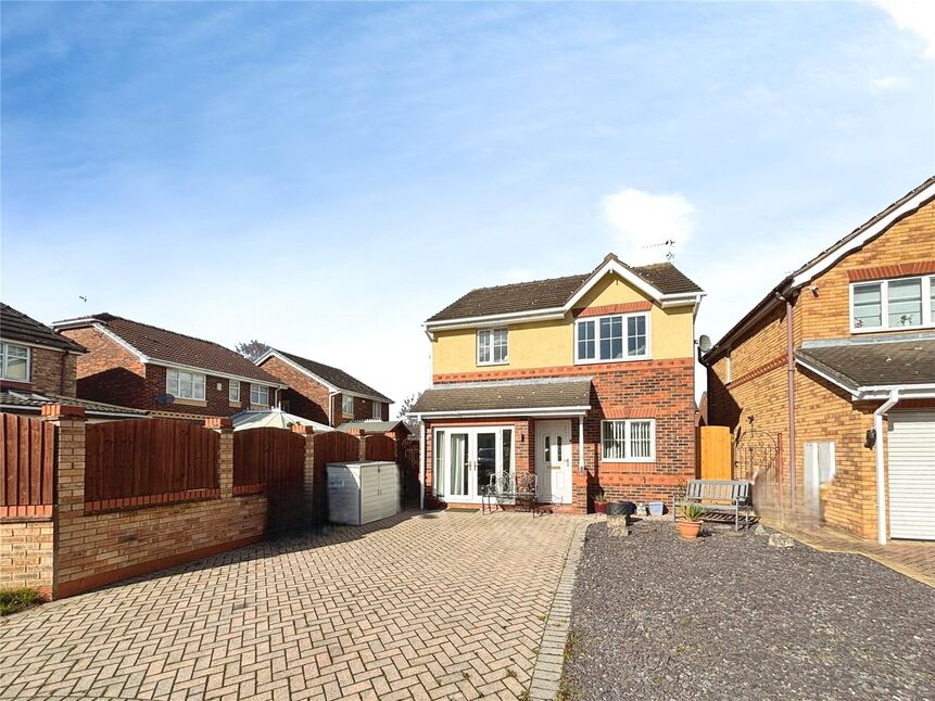 Main image of 3 bedroom Detached House for sale, Fair Holme View, Armthorpe, South Yorkshire, DN3