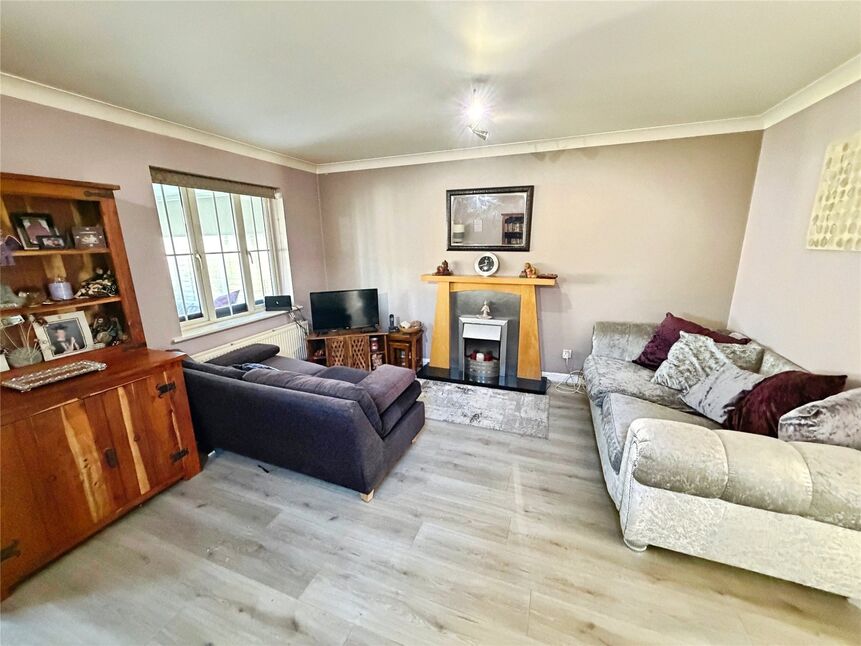 Lounge / Dining Room