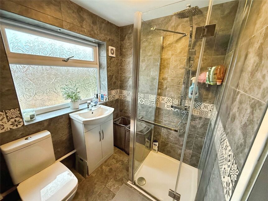 Shower Room / Wc