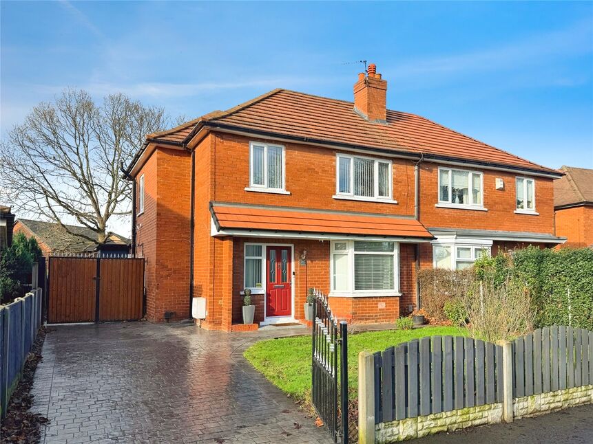 Main image of 3 bedroom Semi Detached House for sale, Thorne Road, Doncaster, South Yorkshire, DN2