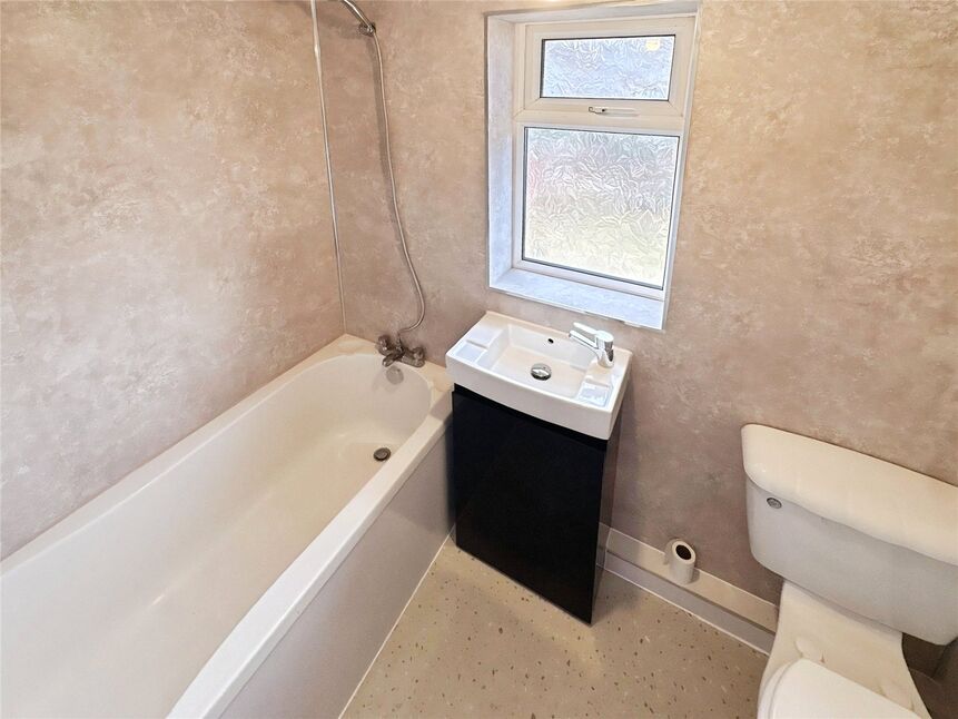 Bathroom / Wc