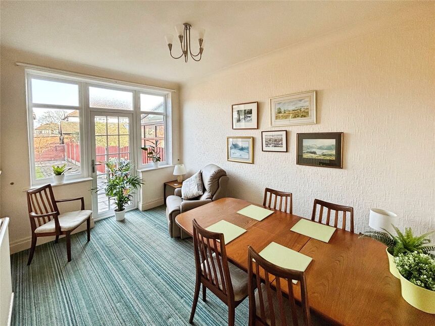 Sitting / Dining Room