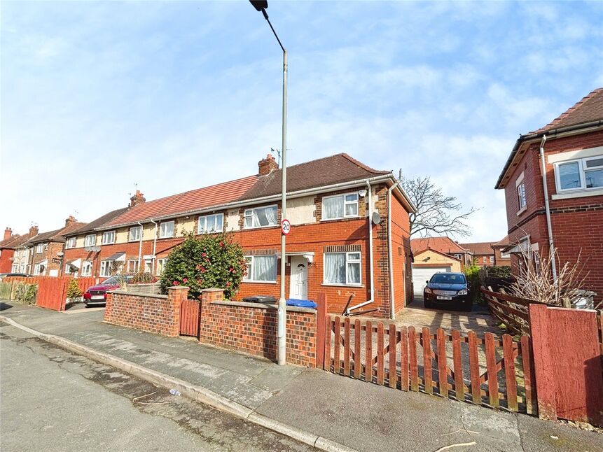 3 bedroom End Terrace House for sale