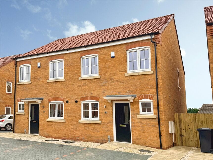 Main image of 3 bedroom Semi Detached House for sale, Hurst Avenue, Armthorpe, Doncaster, DN3