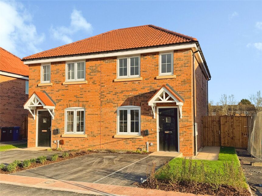 Main image of 2 bedroom Semi Detached House for sale, Hurdle Crescent, Doncaster, South Yorkshire, DN4