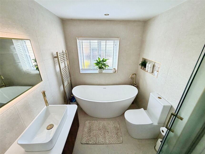 Modern Bathroom