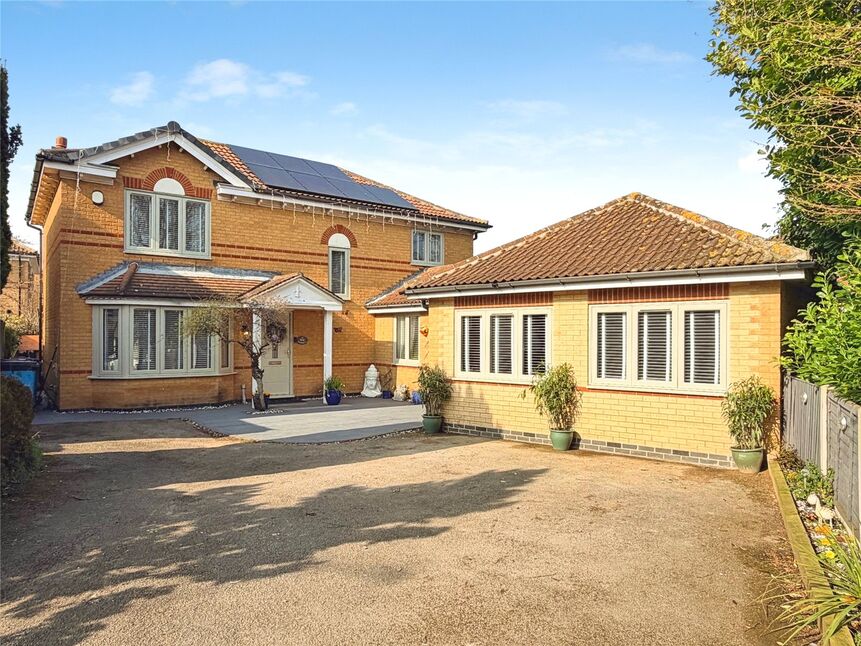Main image of 4 bedroom Detached House for sale, Kestrel Drive, Adwick-le-Street, South Yorkshire, DN6