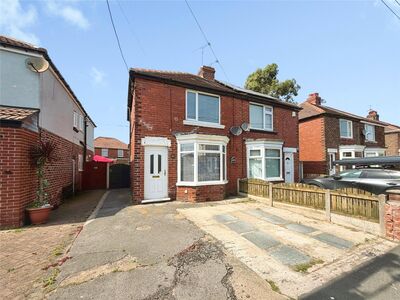 Shakespeare Avenue, 2 bedroom Semi Detached House for sale, &pound;160,000