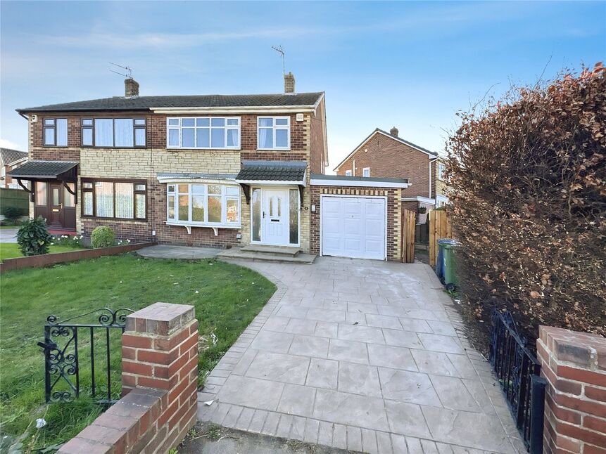 Main image of 3 bedroom Semi Detached House to rent, Kenilworth Close, Doncaster, South Yorkshire, DN5